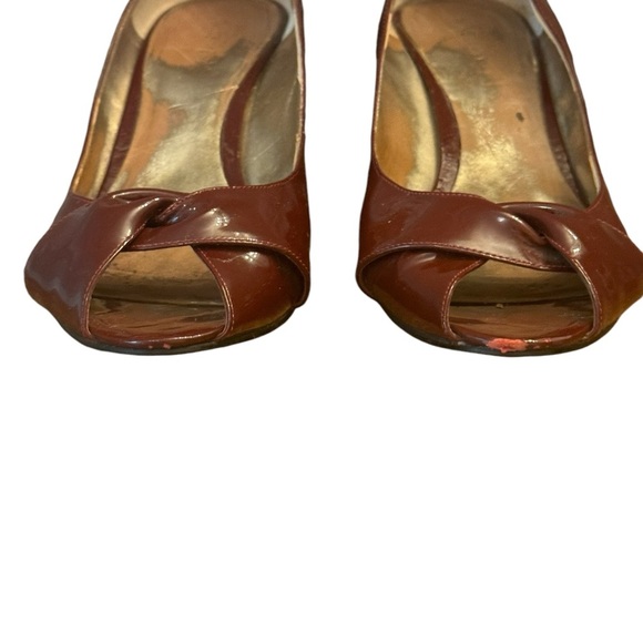 Nine West Joston wedge Heels, leather, cranberry, size 9.5 - Picture 3 of 9